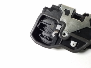 BMW 3 SERIES F31 (2011–2026) Esiukse lukk 7 202 143 - 2