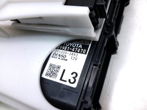TOYOTA Prius W50 (2015–2020) Control unit 8998147470 - 4