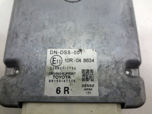TOYOTA Prius W50 (2015–2020) Muu juhtplokk 8815047110 - 2