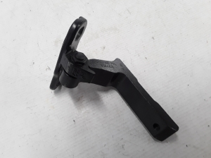 VOLVO XC40 (2017–2026) Rear side door lower hinge 31457100 - 4