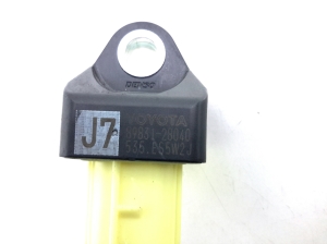 TOYOTA Prius W50 (2015–2020) Airbag sensor 8983128040 - 2