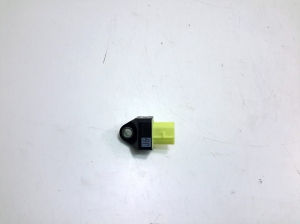 TOYOTA Prius W50 (2015–2020) Airbag sensor 8983128030 - 2
