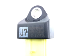 TOYOTA Prius W50 (2015–2020) Airbag sensor 8983128040 - 2