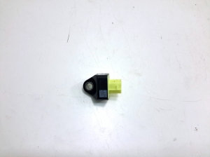 Airbag sensor - 8983147050