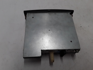 RENAULT Megane II (2002–2009) Radio (head unit) 8200256141 - 3