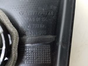Mercedes Benz C-Class 203 (2000–2007) Salona paneļa cita detaļa A2037200248 - 2