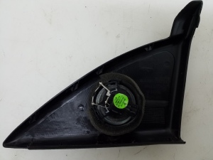 Mercedes Benz C-Class 203 (2000–2007) Salona paneļa cita detaļa A2037200248 - 3