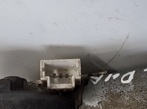 RENAULT Trafic III (2014–2022) Heckwischermotor 7700311590 - 2