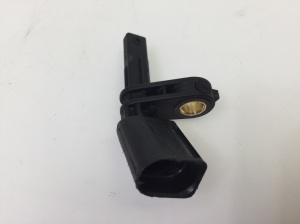 Front ABS sensor - 7H0927803