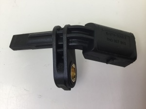 Volkswagen Passat B6 (2005–2010) Front ABS sensor 7H0927803 - 2