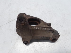 Front drive shaft bracket - 