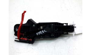 TOYOTA Prius W50 (2015–2020) Rear side door exterior handle and its parts - 2