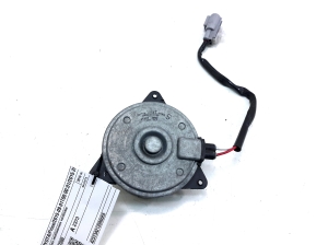 TOYOTA Prius W50 (2015–2020) Kühlerlüftermotor 1636337060 - 3