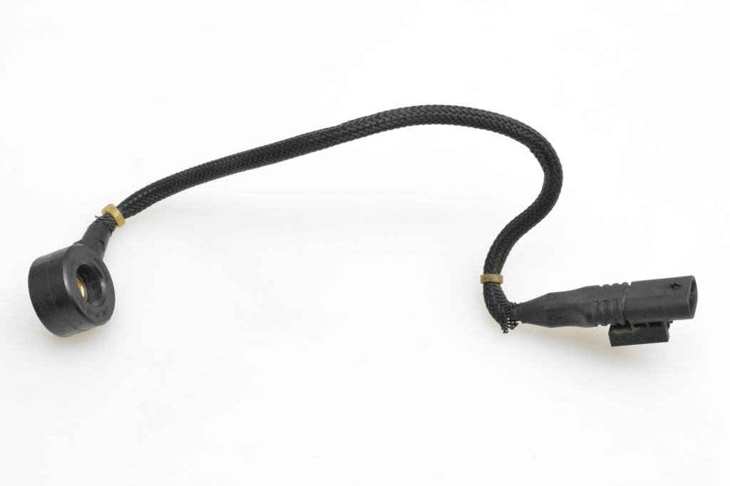 Mercedes Benz C-Class 204 (2007–2014) Klopfsensor A0071531228 Mercedes Benz C-Class 204 (2007–2014) Klopfsensor A0071531228