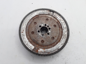  Clutch flywheel 