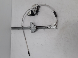 RENAULT Mascott (1999–2010) Front door window regulator 8200162708 - 2