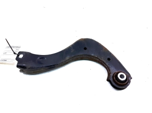Rear axle link - 4877047010