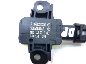 Mercedes Benz B-Class 246 (2011–2017) Airbag sensor A1668210351 - 2