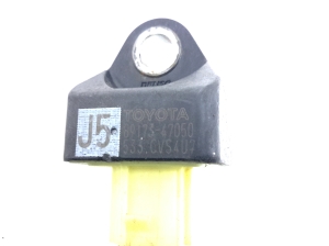 TOYOTA Prius W50 (2015–2020) Airbag sensor 8917347050 - 3