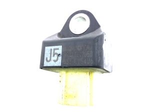TOYOTA Prius W50 (2015–2020) Airbagsensor 8917347050 - 3