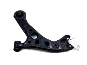 TOYOTA Prius W50 (2015–2020) Querlenker vorne 4806847060 - 2