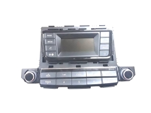  Cassette player 