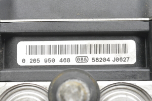 AUDI A4 B7 (2004–2008) ABS unit 8E0910517B - 4