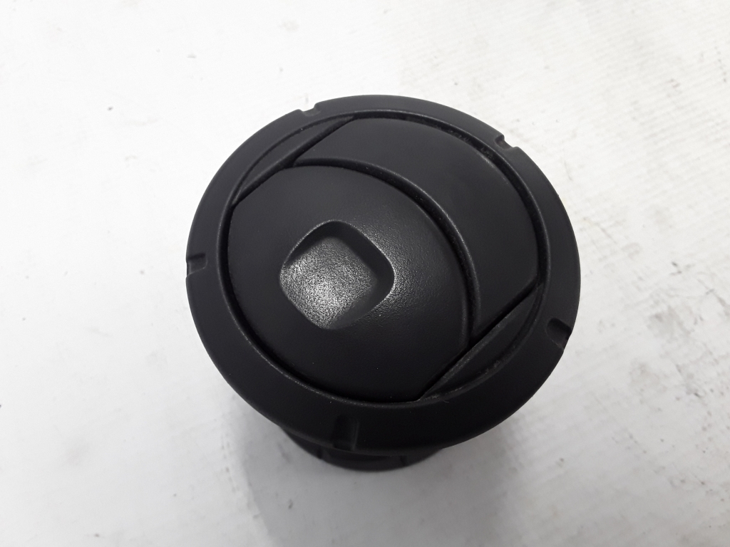 RENAULT Mascott (1999–2010) Armatuurlaua ventilatsioonivõred 6231S600 RENAULT Mascott (1999–2010) Armatuurlaua ventilatsioonivõred 6231S600