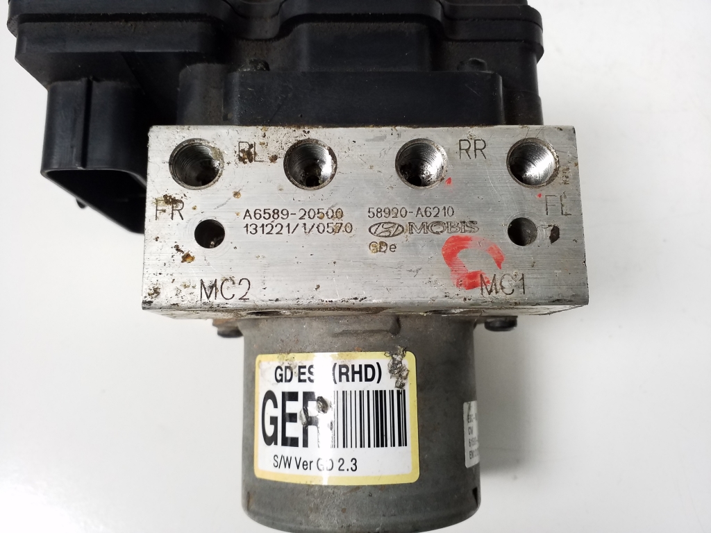 HYUNDAI i30 GD (2 generation) (2012-2017) ABS Pump 58920A6210 21898359