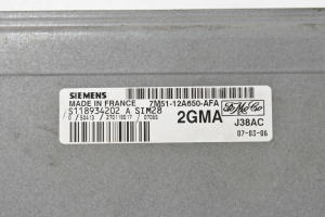 Ford Focus (2004–2011) Engine control unit 7m5112a650afa - 4
