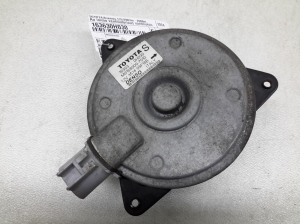 TOYOTA Avensis T25 (2003–2008) Kühlerlüftermotor 163630H030 - 2