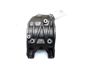 Mercedes Benz B-Class 246 (2011–2017) Front drive shaft bracket A6512200131 - 2