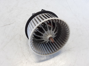   Cooling fan motor 