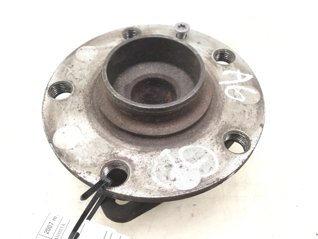 AUDI A6 C6/4F (2004-2011) Roulement de roue arrière gauche 25113438