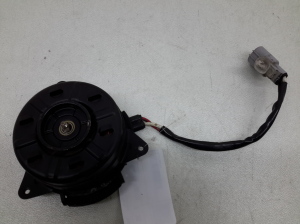 TOYOTA Avensis T27 (2008–2019) Jahutusventilaatori mootor 163630R040 - 3