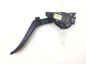 Volkswagen Touareg I (2002–2010) Accelerator pedal 7L0723507D - 2