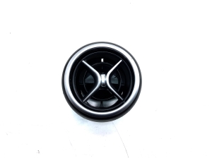 Mercedes Benz B-Class 246 (2011–2017) Dashboard air vent grilles A2468304100 - 2