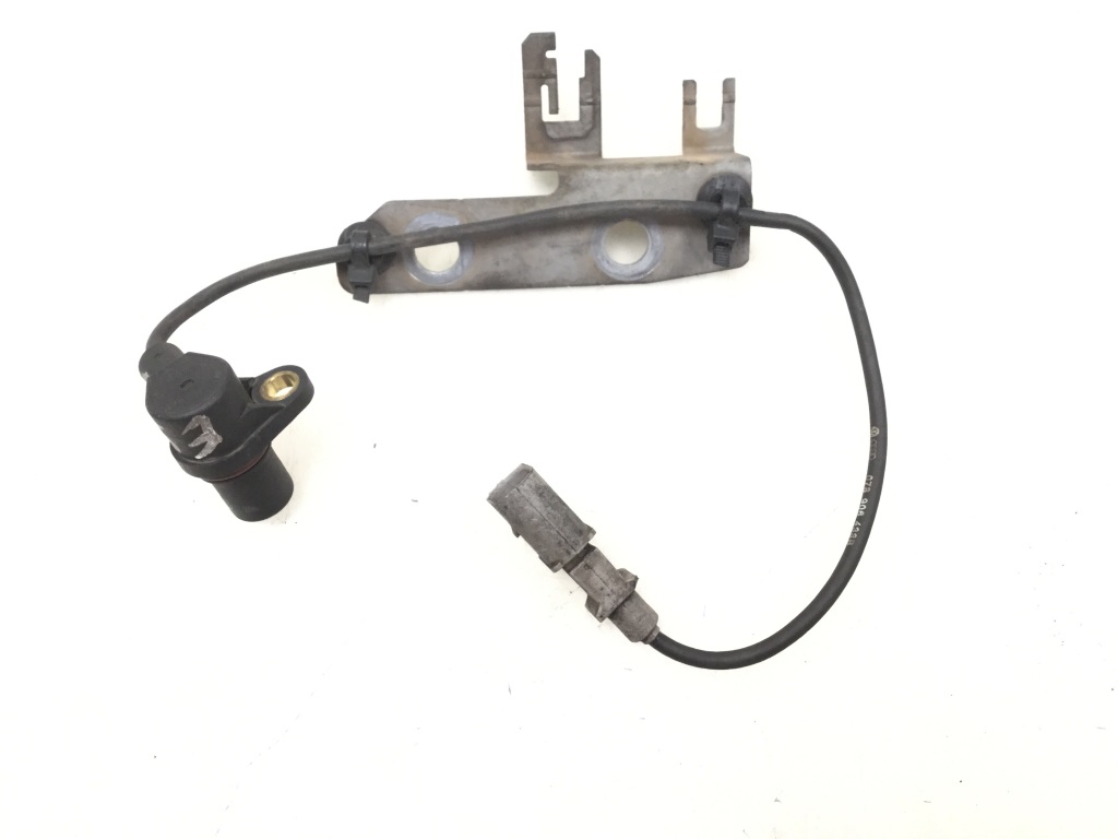 AUDI A6 C6/4F (2004-2011) Kloķvārpstas stāvokļa sensors 25113357