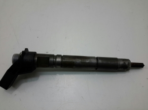  Fuel injector 