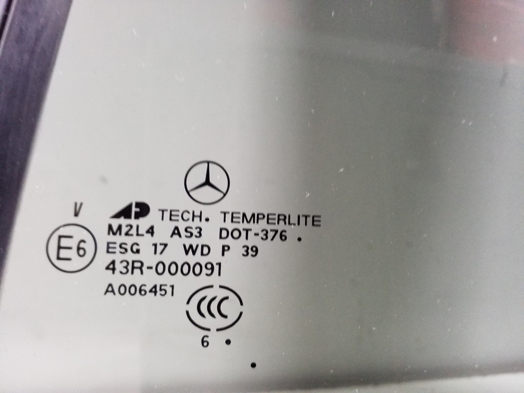 MERCEDES-BENZ GL-Class X164 (2006-2012) Фортка задней левой двери A1647301355 21898235