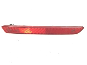   Rear bumper reflector 