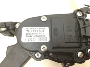 Volkswagen Transporter T5 (2003–2015) Gaasipedaal 7H1721503 - 3