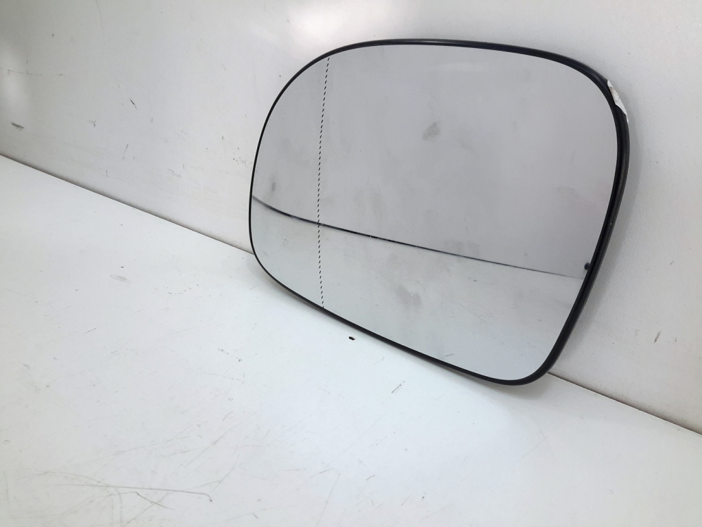 MERCEDES-BENZ Viano W639 (2003-2015) Стъкло на огледалото на предната лява врата 20382352