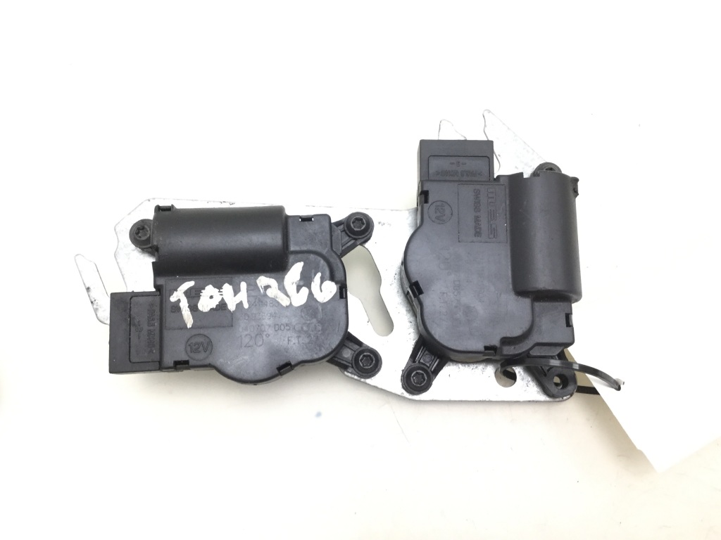 VOLKSWAGEN Touareg 1 generation (2002-2010) Ventilator för kupévärmare 52411483 25113747