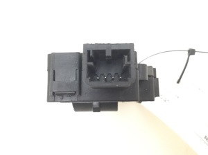  Interior shoulder valve motor 