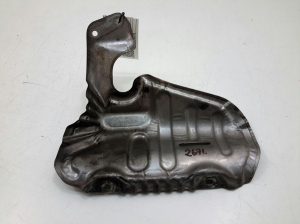 Mercedes Benz B-Class 246 (2011–2017) Hitzeschutzblech Turbolader A6510960768 - 3
