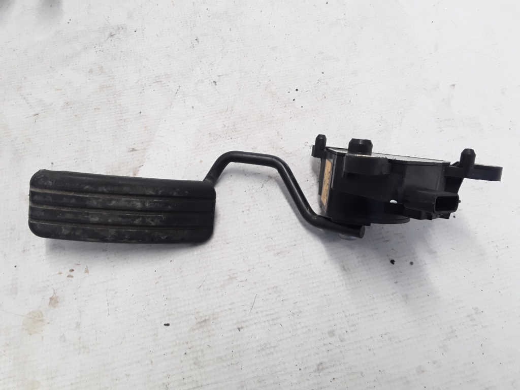 RENAULT Zoe 1 generation (2012-2023) Throttle Pedal 180102742R 22383330