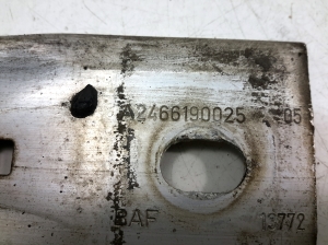 Mercedes Benz B-Class 246 (2011–2017) Other bracket A2466190025 - 2