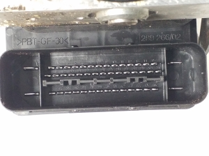 BMW 1 SERIES E81 (2007–2012) ABS unit 6784764 - 2