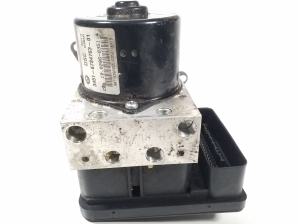 BMW 1 SERIES E81 (2007–2012) ABS unit 6784764 - 5